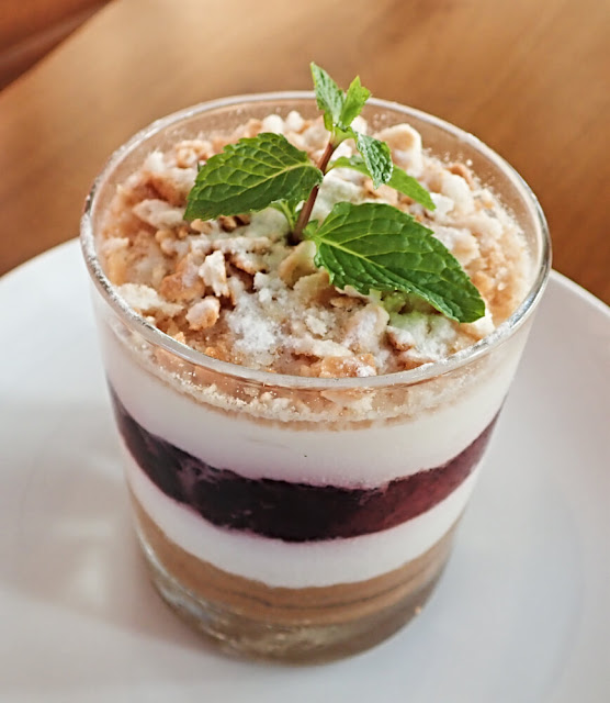 Very Berry Tiramisu