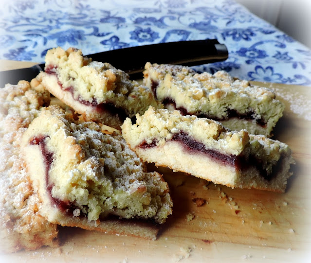 Cherry Crumble Tray Bake