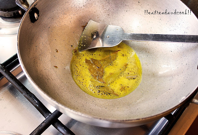 easy and simple bengali recipe and preparation omato Diye Mug er Dal recipe / Bengali Moong Dal with Tomatoes recipe with step by step pictures