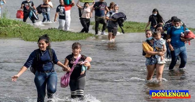 Refugiados venezolanos que cruzaron Rio Grande permanecerán encarcelados entre 3 y 24 meses