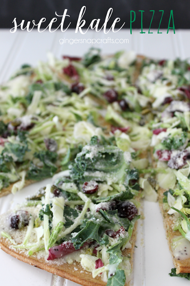 Sweet-Kale-Pizza-at-GingerSnapCrafts[3]