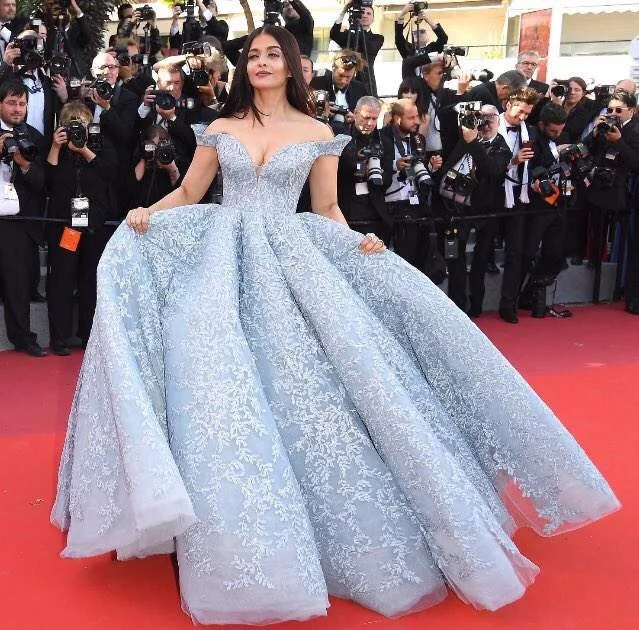 Aishwarya bachchan at cannes film festival on red carpet images 2017