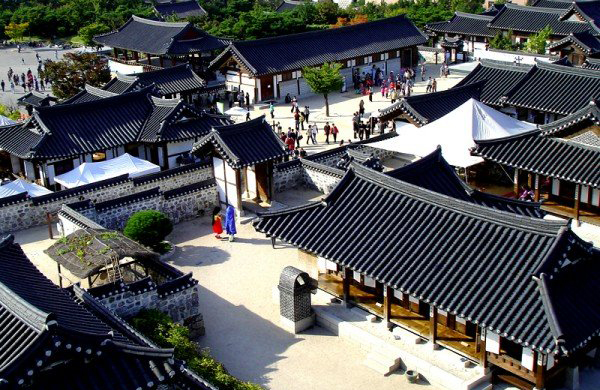 Làng dân tộc Hanok Namsan - Cùng khám phá địa danh nổi tiếng