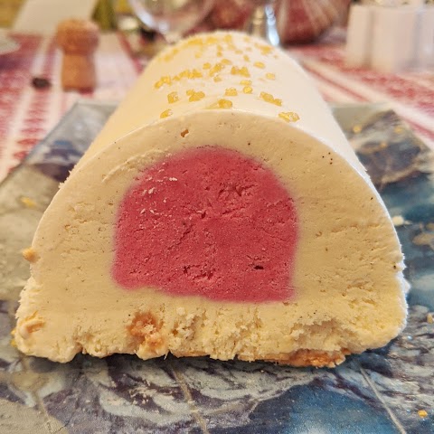 Bûche glacée vanille framboise