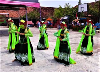 Tari Jaipong Berasal Dari Daerah Jawa Barat Ilmusiana