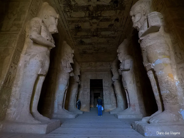 VISITAR OS TEMPLOS DE ABU SIMBEL