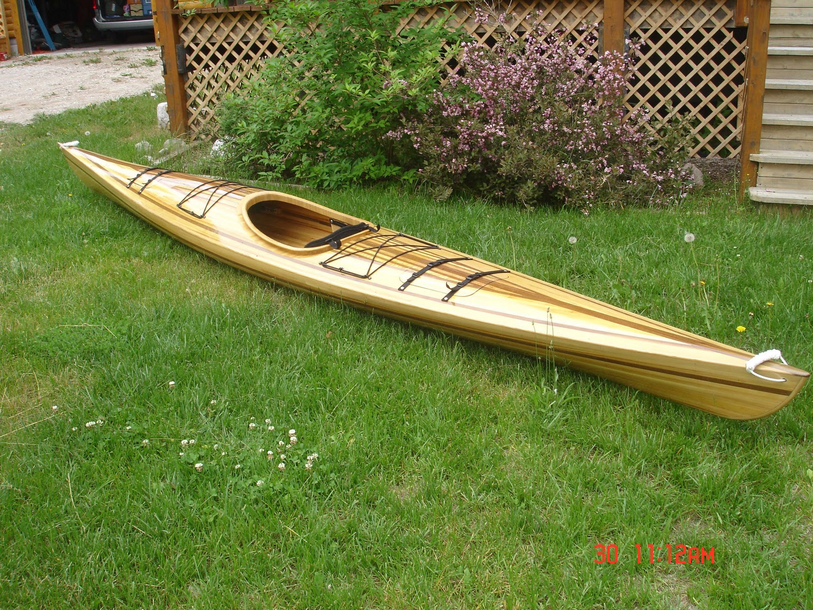 cedarlattice: cedar strip kayak
