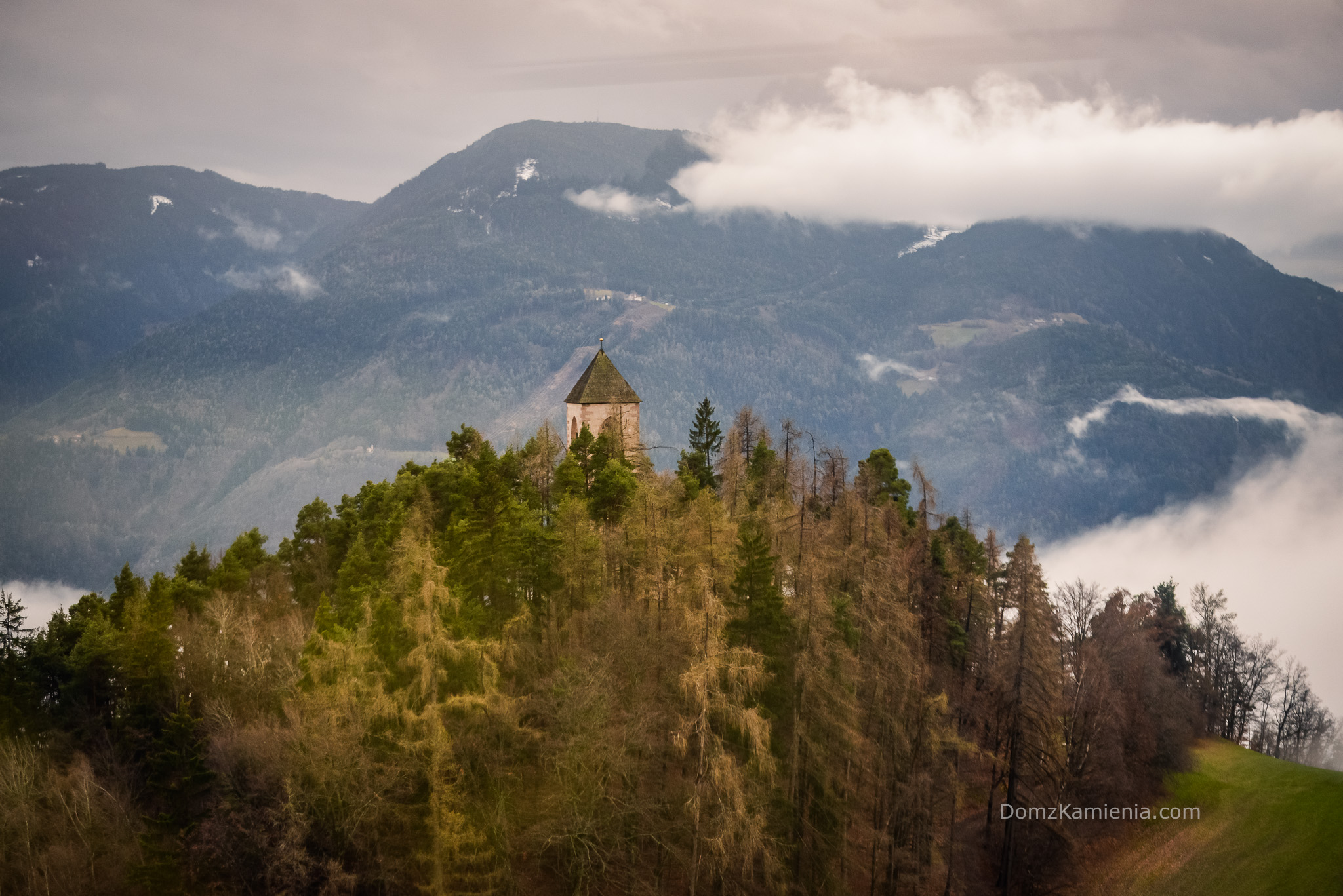 Trekking, piramidy, Otzi - co zobaczyć w Bolzano