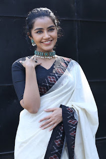 Anupama Parameswaran Stills at 18 Pages Movie Interview