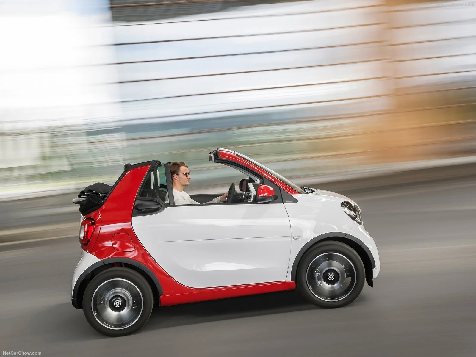 Hình ảnh xe ô tô Smart fortwo Cabrio 2016 & nội ngoại thất