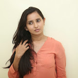 Ishika Singh New Photos 21