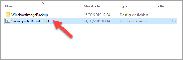 Mots-clés : Sauvegarde, sauvegarde manuelle, restauration, faire une copie, base de registre, batch, bat, Windows 10, reg.exe, sécurité, trucs, astuces