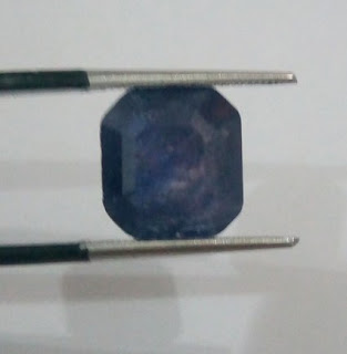 Natural Sapphire Gemstone