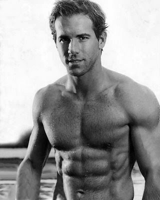 Ryan Reynolds  on Hottie Moniker  Ryan Reynolds