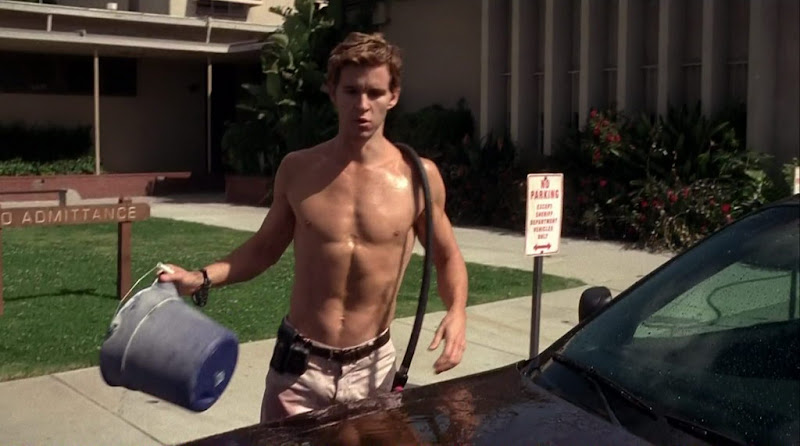 Ryan Kwanten Shirtless on True Blood s3e04