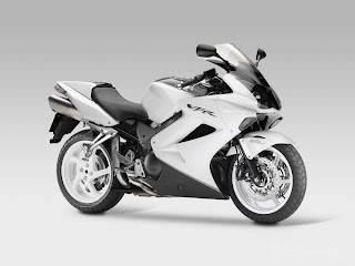 Yamaha YZF-R125 2010