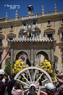 SALIDA DE LA HERMANDAD DEL ROCÍO DE GRANADA