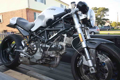 2007 Ducati Monster S2R1000