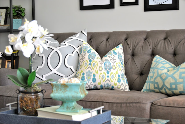 blog hop, brighten your home, bright spaces, white, interiors, pillows