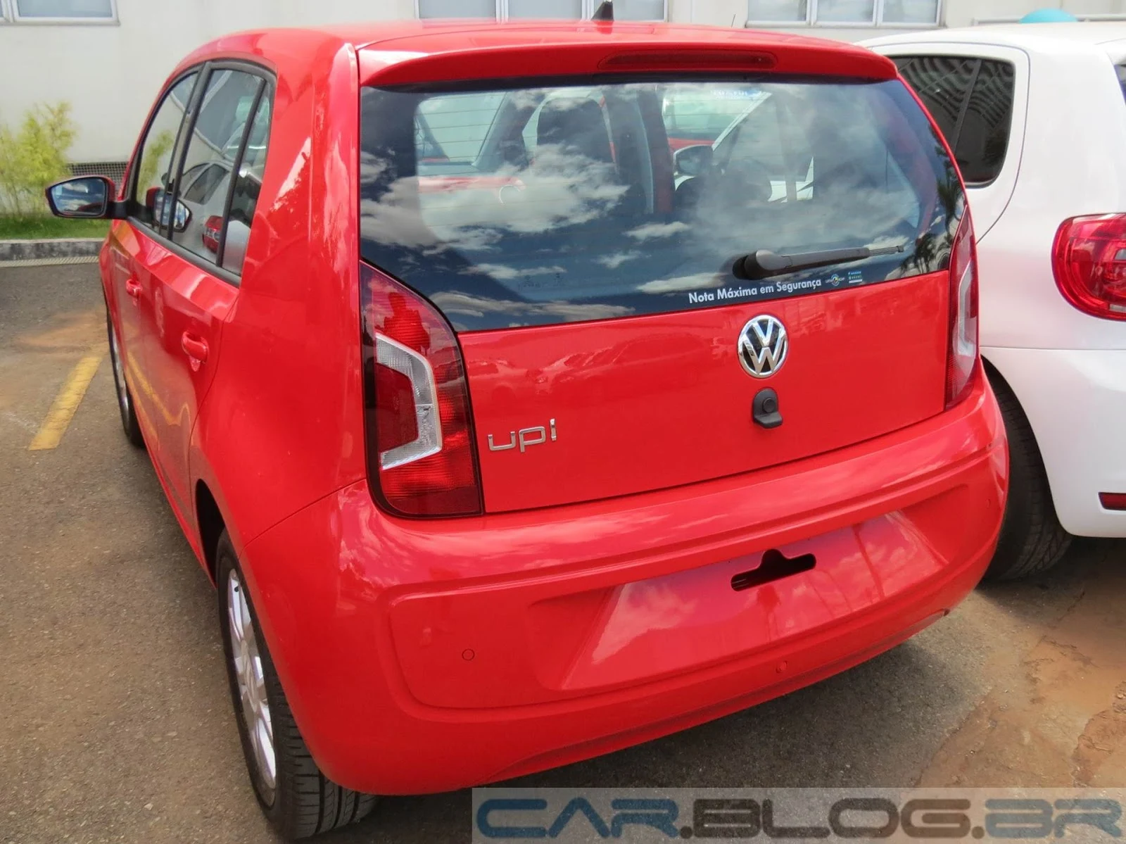 carro Novo Volkswagen up! High-up!