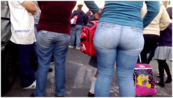 Señora nalgona jeans apretados
