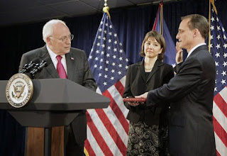Dick Cheney swears in Steven Preston as the Administrator of the Small Business Administration