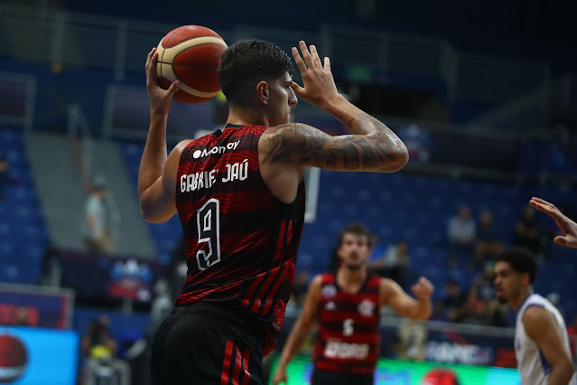 Gabi brilha no tie-break e Vafikbank sai na frente na final da Liga Turca -  Surto Olímpico