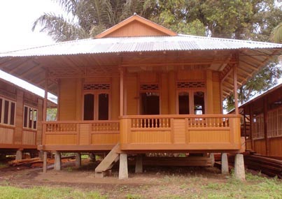 Rumah Kayu Minimalis