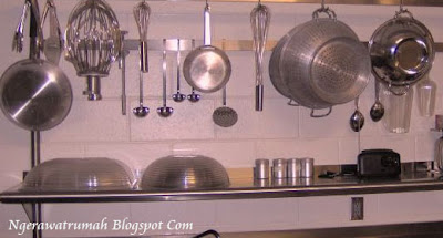 Cara Merawat Peralatan Dapur Berbahan Aluminium