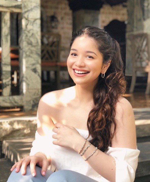 Sara Tendulkar age, lifestyle, family, study, boyfriend, biography and more - Star Wikipedia