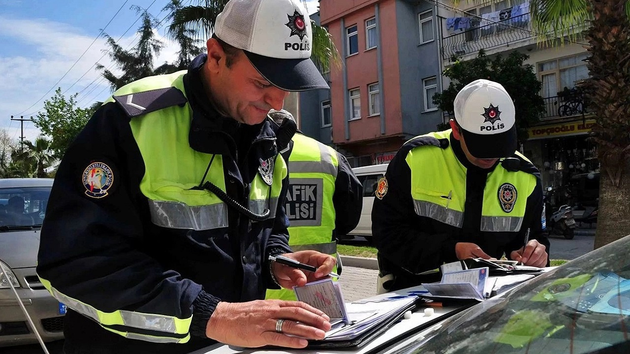 Sürücüler dikkat: Bu hatayı yapanın ehliyeti tamamen alınacak