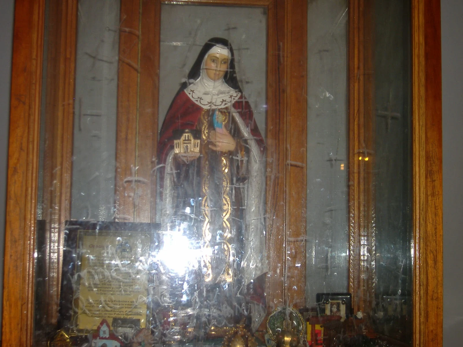Santa Eduviges  hoy te doy Gracias y bendiciones, porque,  todos mis clientes tiene su apartamento, casa, terreno, etc. amen. .0212.4223247/04123605721 -  milagros.fernandezc21@gmail.com