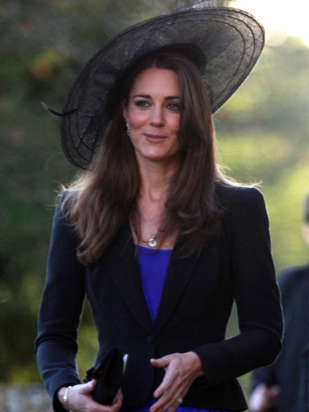 kate middleton jacket prince william face. Kate wowed in a royal blue