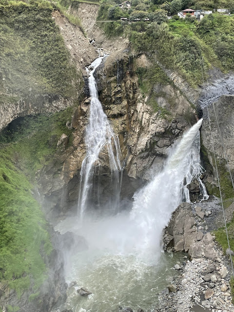 Baños waterfall