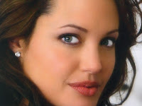 Angelina-Jolie-Wallpapers-105