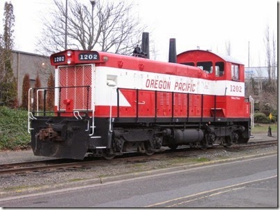IMG_5327 Oregon Pacific SW1200RSu #1202 in Milwaukie on January 24, 2009