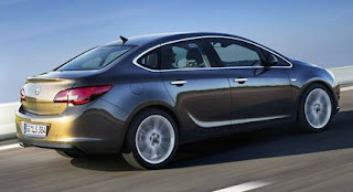 Opel unveils sedan sibling for upcoming Astra