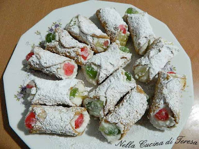 CANNOLI FARCITI