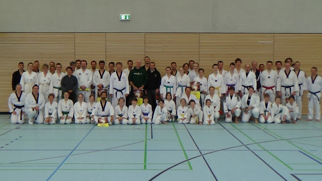 Taekwondo Schule Fichtner Tegernsee - Gruppenbild von Selbstverteidigunslehrgang