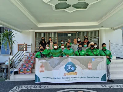 Jasa Raharja NTB Gandeng Grab Salurkan Bantuan JRku Bersih