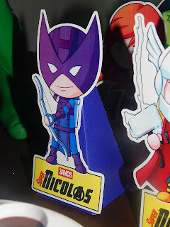 display de mesa vingadores