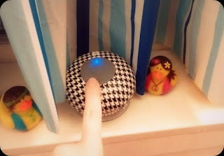 Rubber ducks love dancing