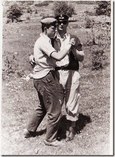 10-5-58 εκδρομή  στον  Άι Νικόλα , Πίτσιος Ι.. Μπήλιος  Γ