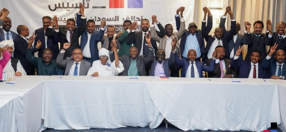 توقيع "الدستور الانتقالي" في نيروبي