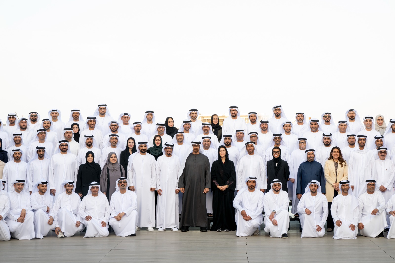 رئيس الدولة وممثلي البعثات