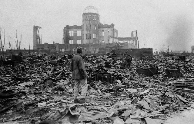 America dropped atom bomb on Hiroshima in Japan