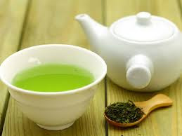 uống trà xanh có lợi cho sức khỏe 1