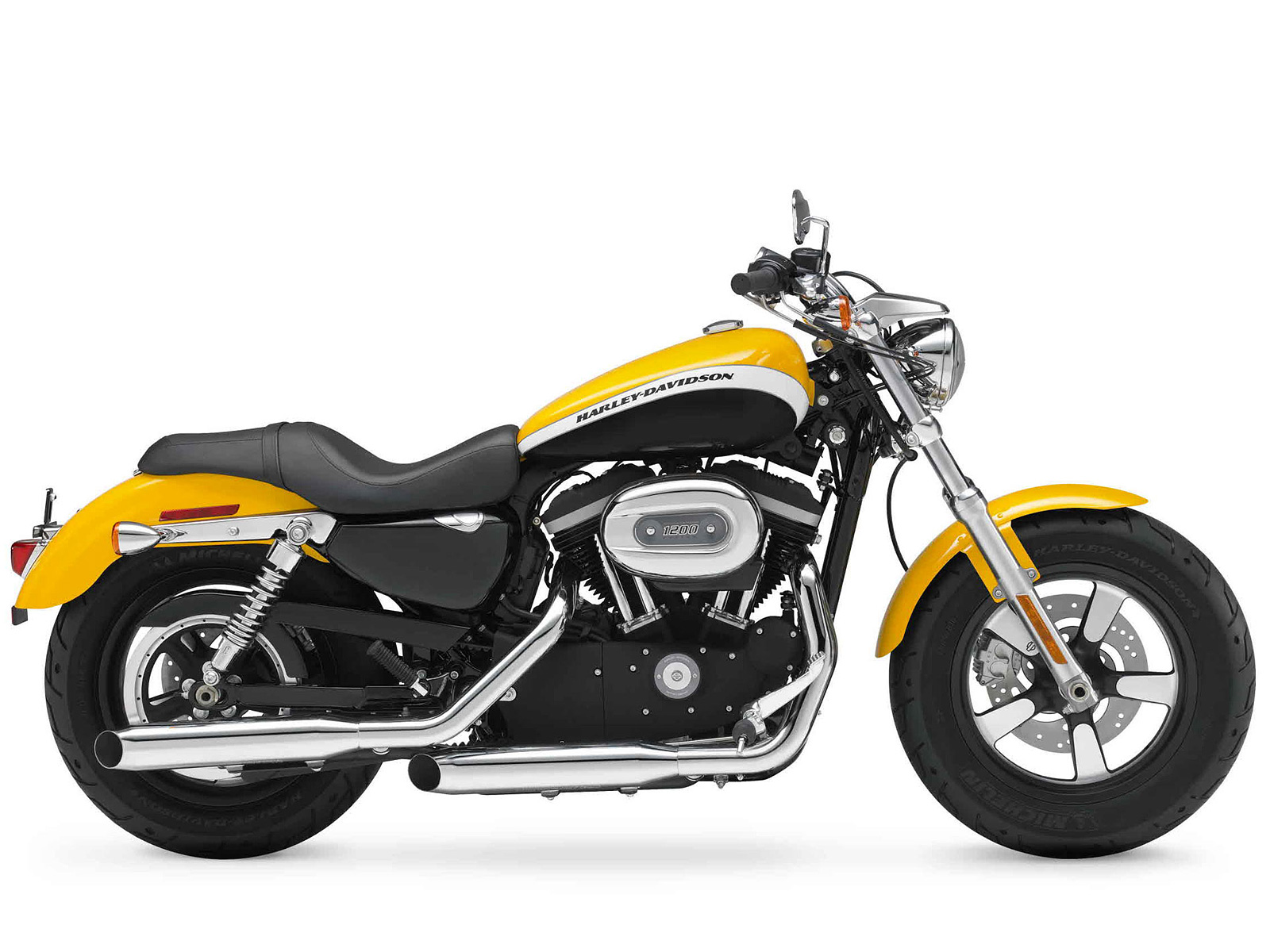 2012 XL1200C Sportster 1200 Custom Harley Davidson 