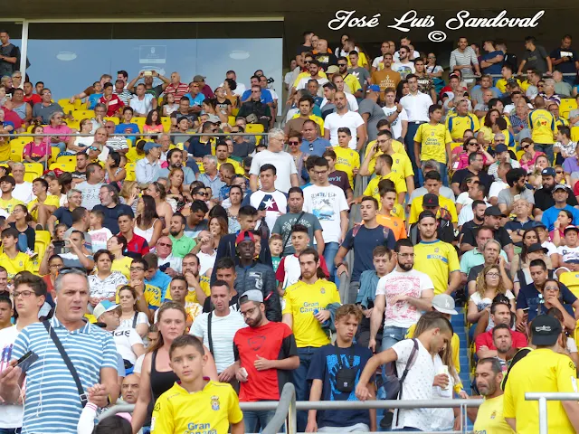 Fotos presentación Prince Boateng Estadio Gran Canaria