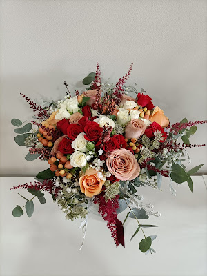 Ramos de novia de flores naturales en diferentes tonos
